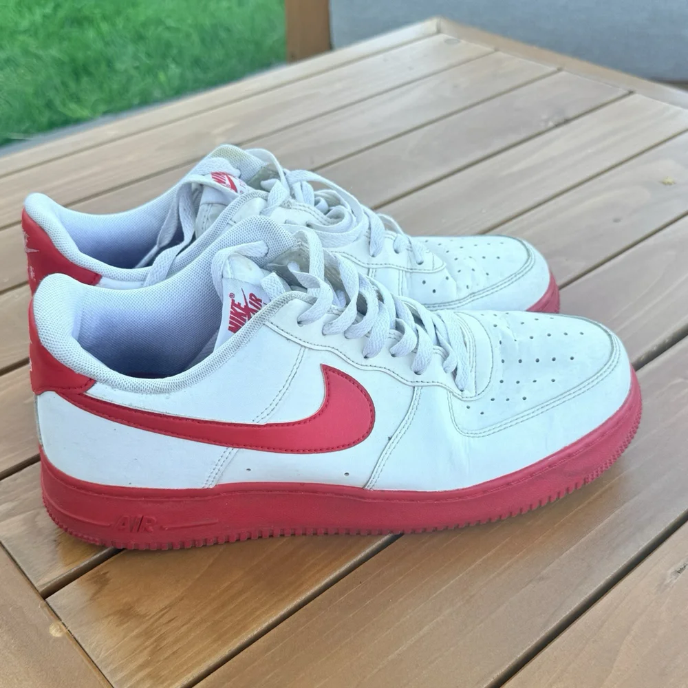 Nike Air Force 1 Retro Low White University Red Midsole CK7663-102 Mens SZ 10.5